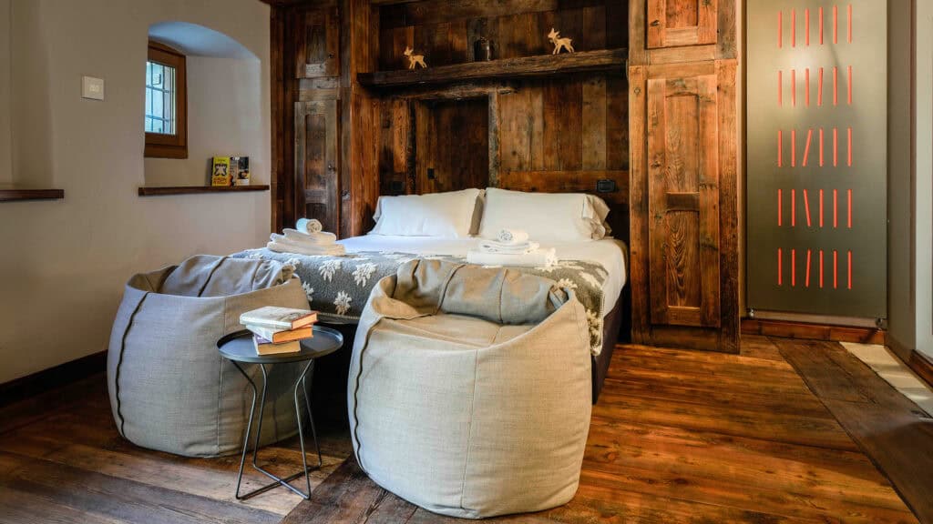 Interni dell'appartamento familiare con soppalco di Chalet Les Airelles a Valtournenche (1)