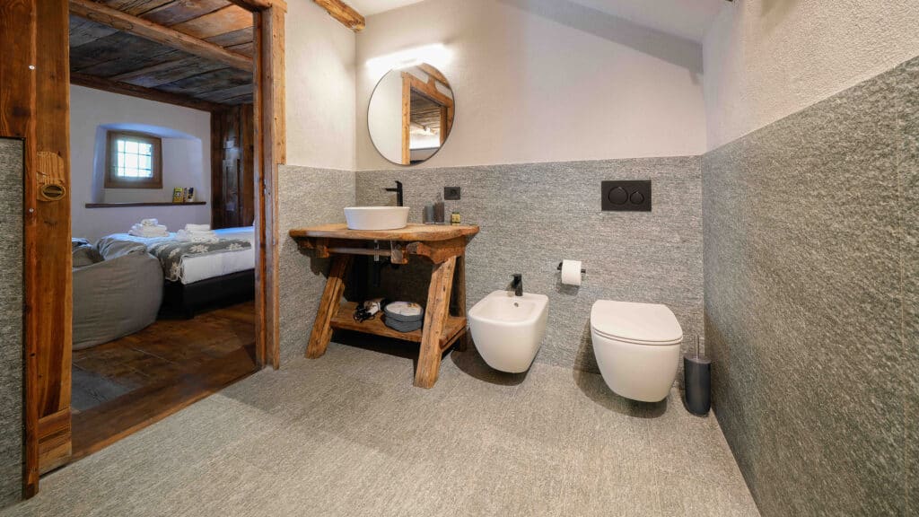 Interni dell'appartamento familiare con soppalco di Chalet Les Airelles a Valtournenche (4)