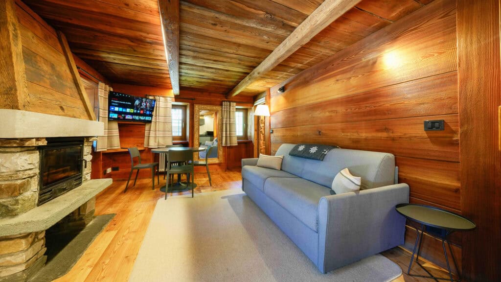 Interni dell'open space con sauna privata di Chalet Les Airelles a Valtournenche (9)